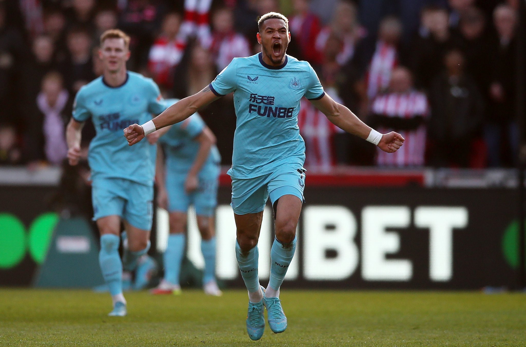 Brentford 0 - 2 Newcastle United