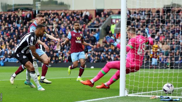 Burnley 1-4 Newcastle United